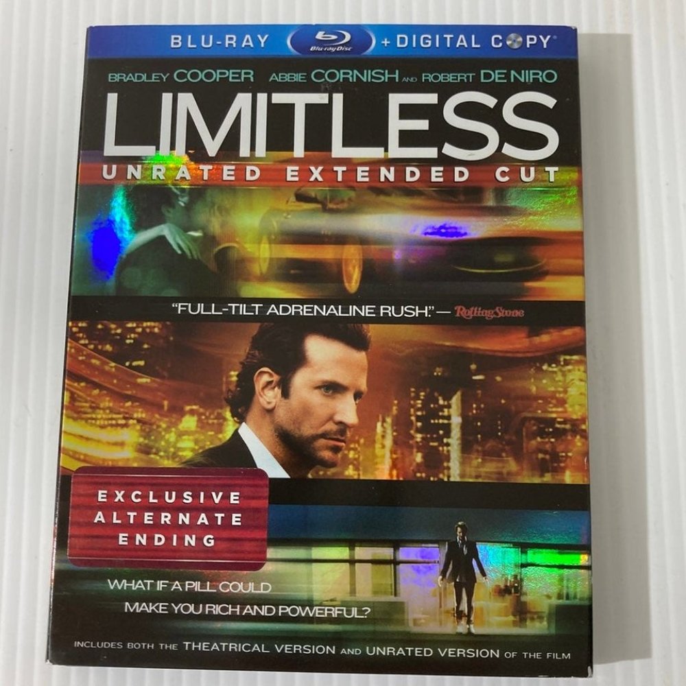 Limitless (Blu-ray Disc, 2011, 2-Disc Set, Unrated Includes Digital Copy)